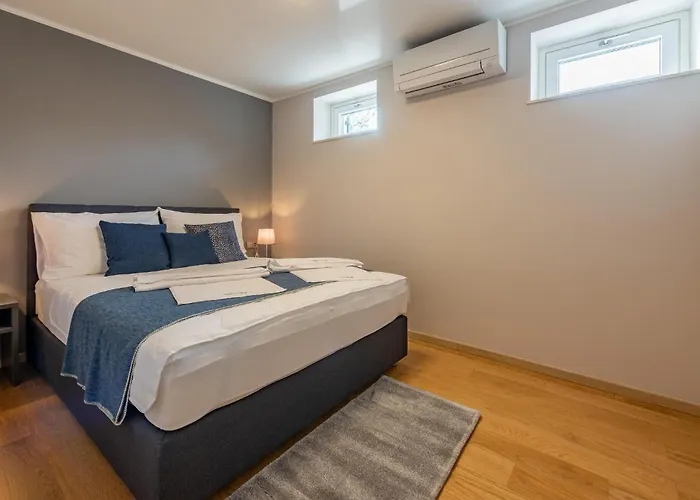 Lägenhet Front In Mrljane