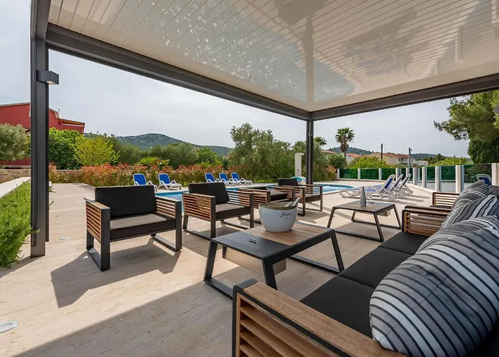 Front In Lägenhet *