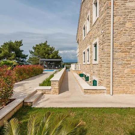 Lovely In With View Apartment *
