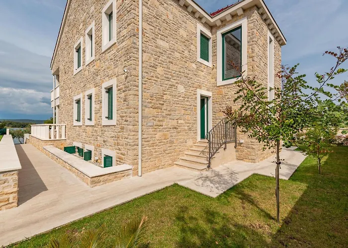 Front In Appartement
